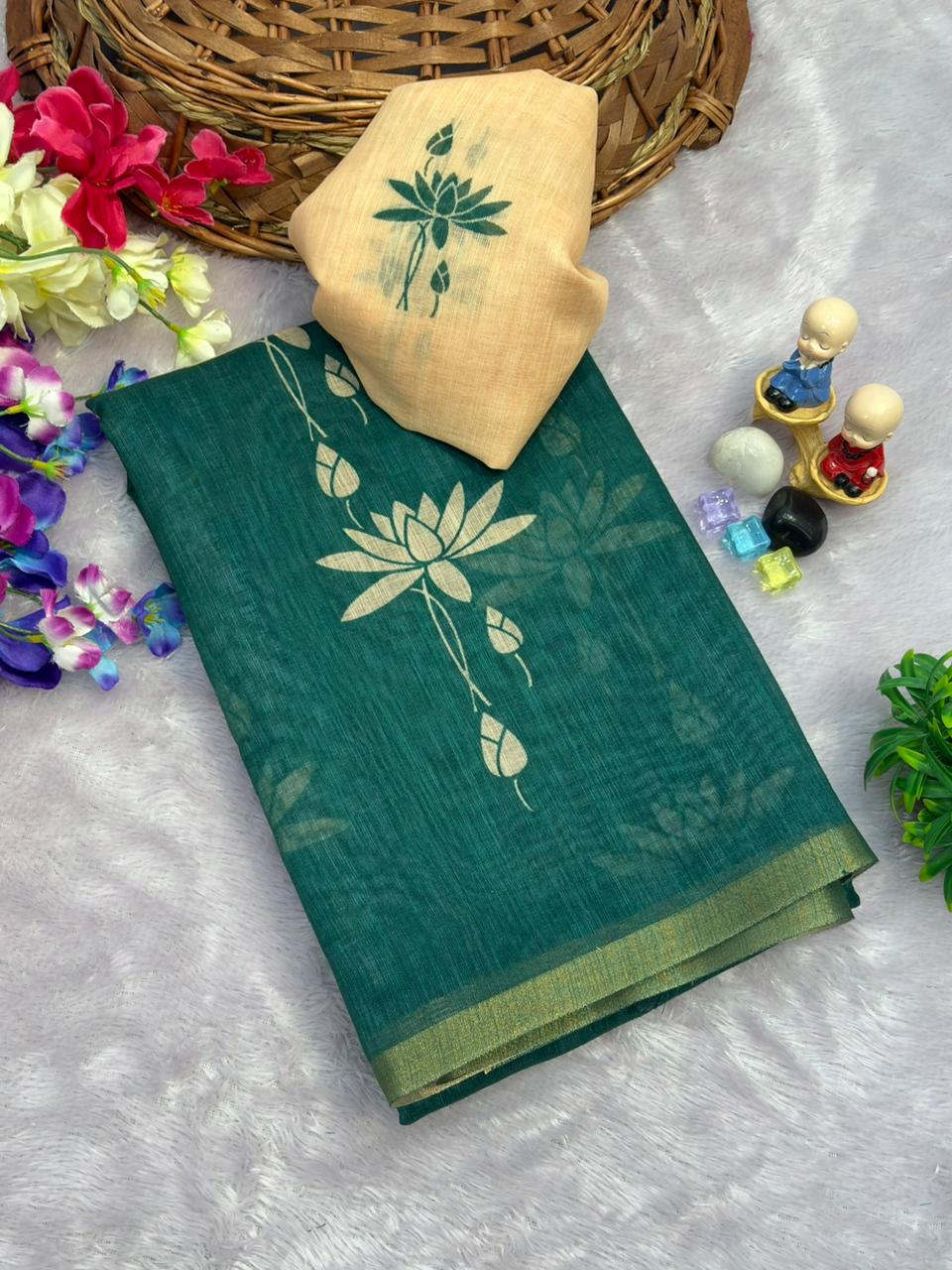 Rama colour  Cotton Saree With Blouse Piece For Women.