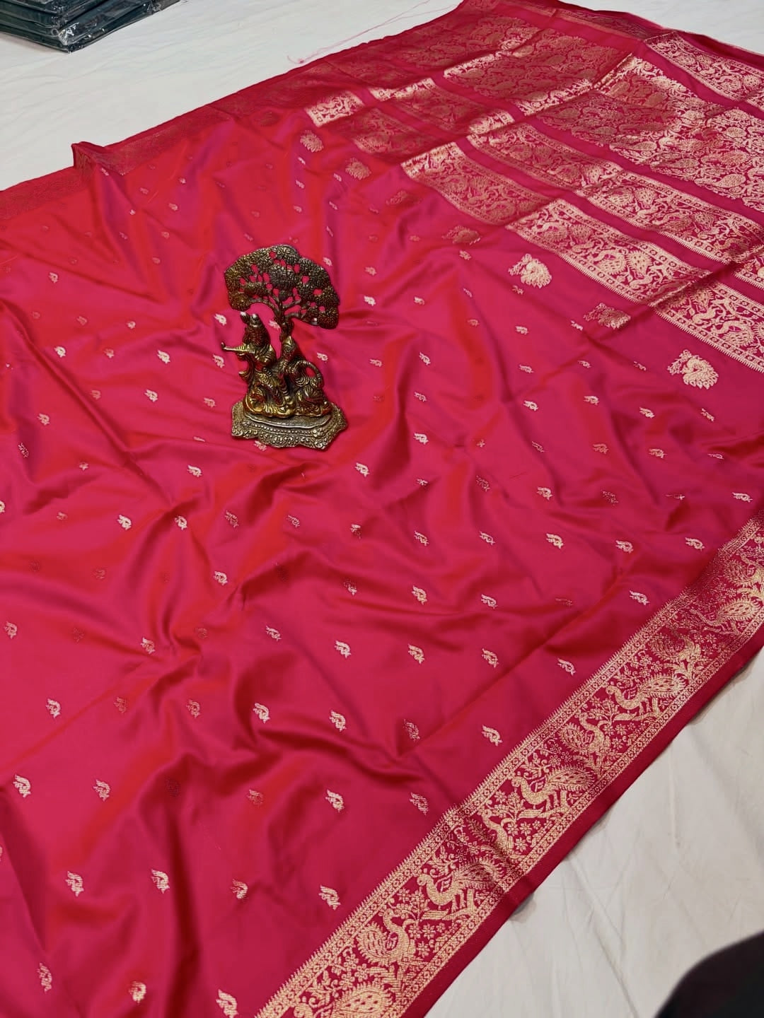 Baby Pink Zari Woven Kanjivaram Soft Silk Saree