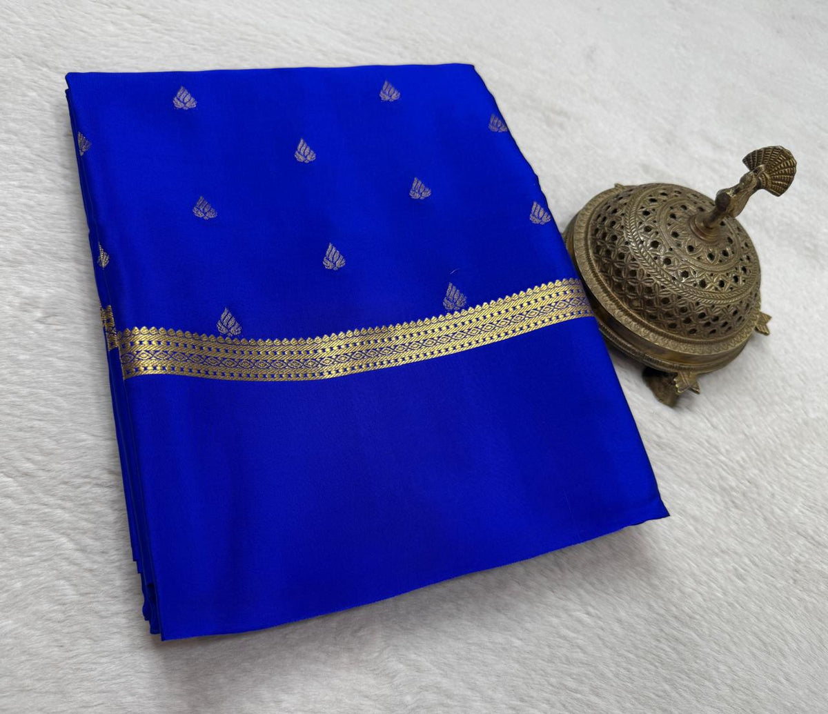 Pure Mysore Silk Saree Butta Pattern With Bentex Border Rich Pallu