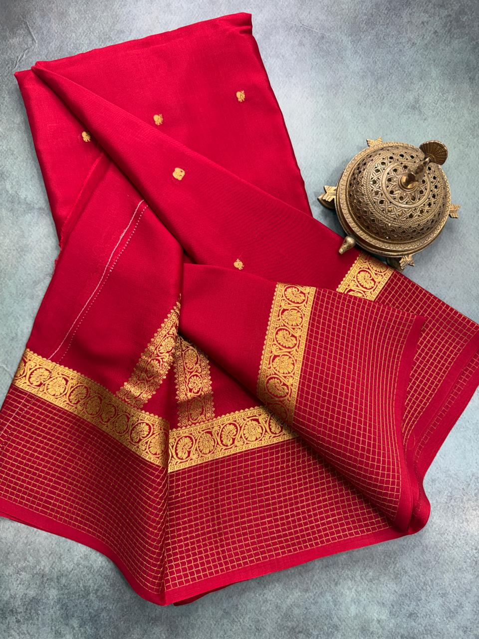 Red Handloom Mysore Pure Crepe Silk with butta zari Saree Teal Bentex Border