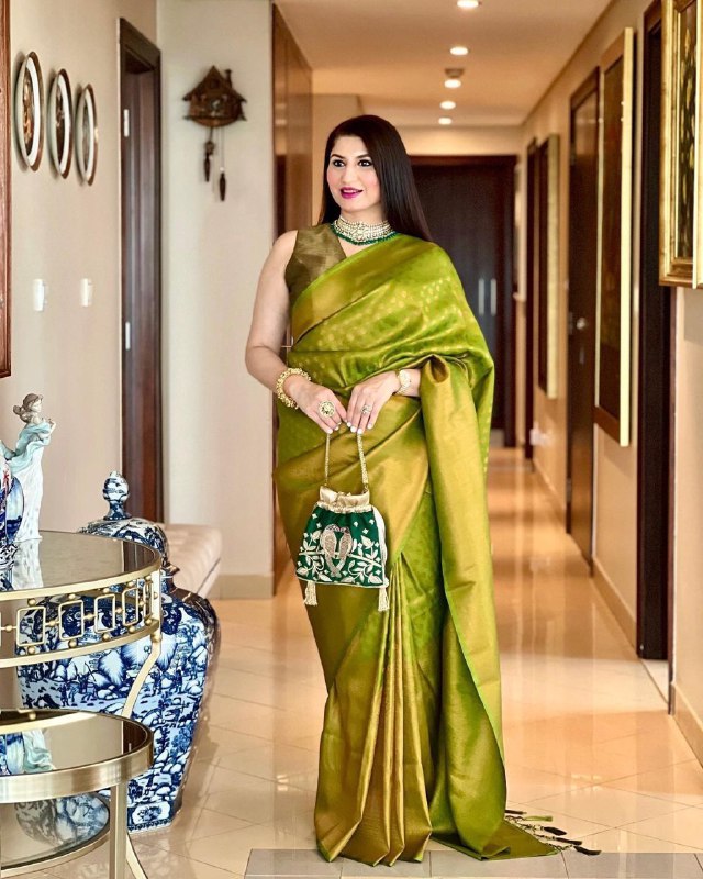 Vibrant Green Festival Special Banarasi Soft Silk Saree, Perfect for Celebrations