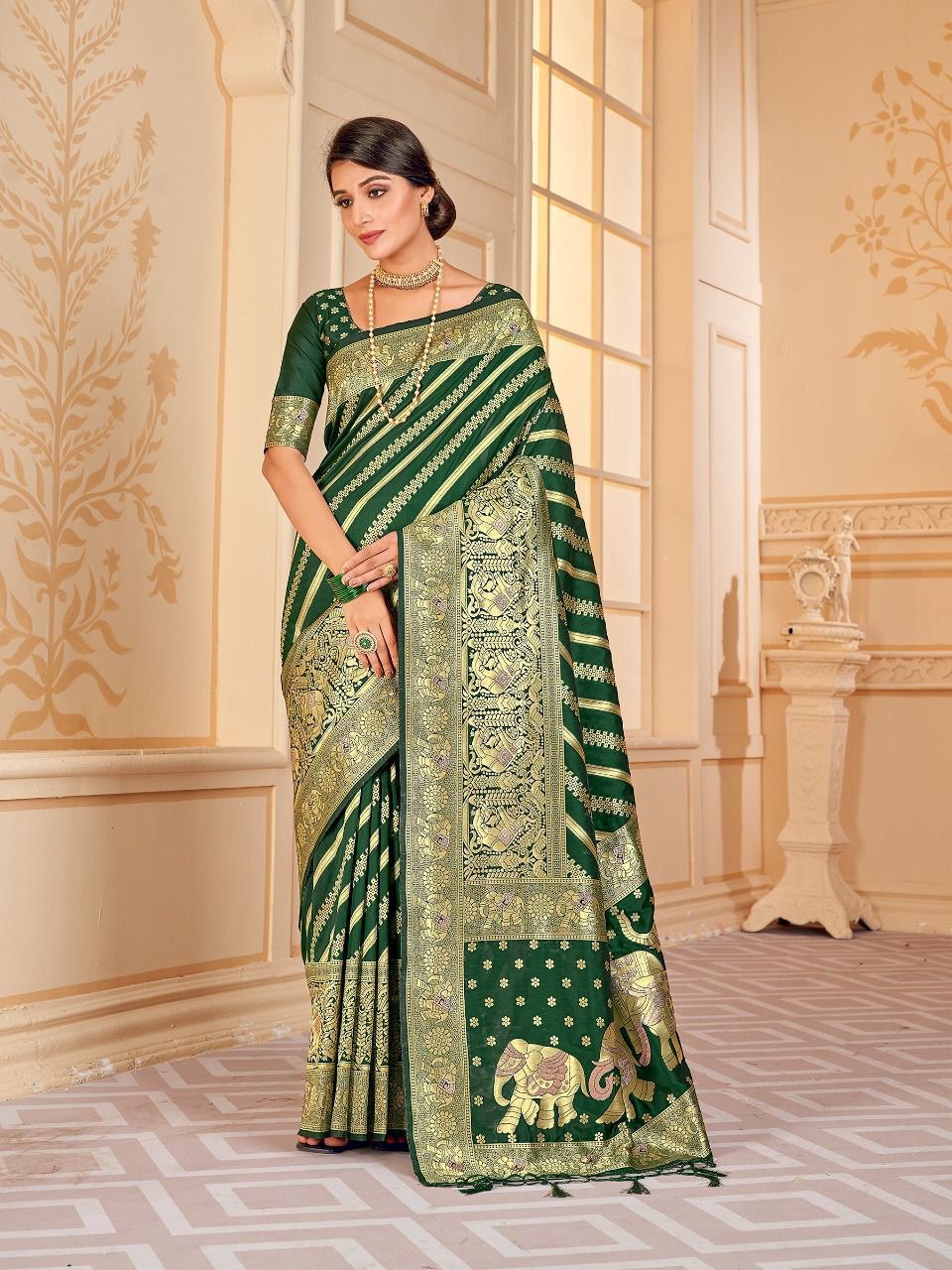Paithani Special Green Color Pure Soft Silk With Rich Pallu Zari Bordar Work Saree | Vootbuy