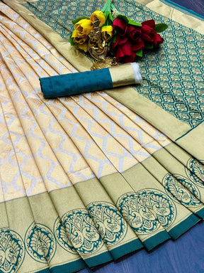 Banarasi Pure Silk Saree in White - Kadwa Technique Beauty