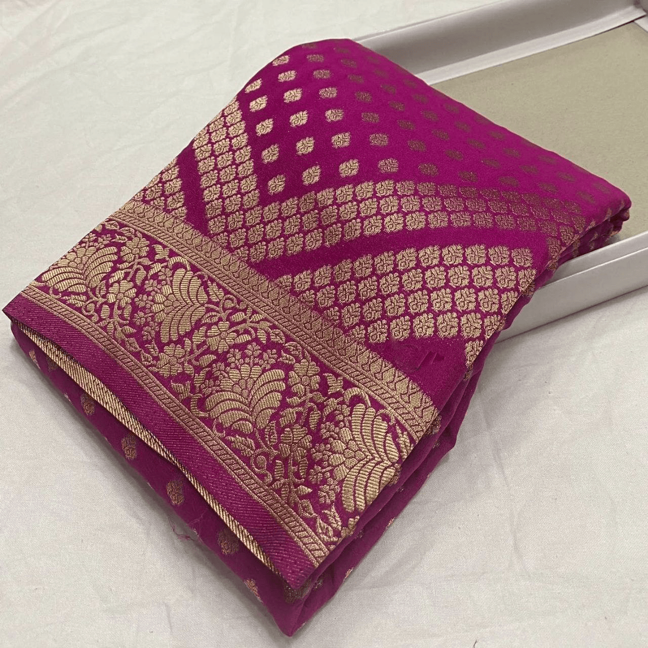 Exclusive Pure Georgette Silks Saree – Graceful Draping Style