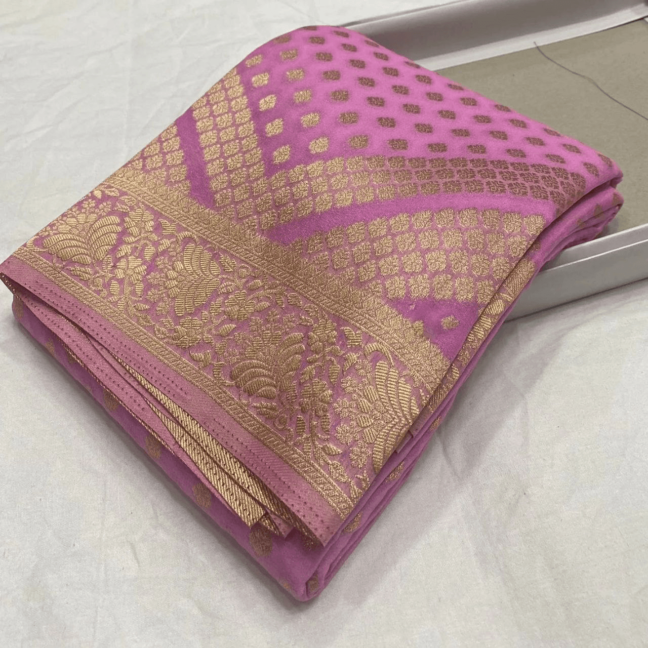 Exclusive Pure Georgette Silks Saree – Graceful Draping Style