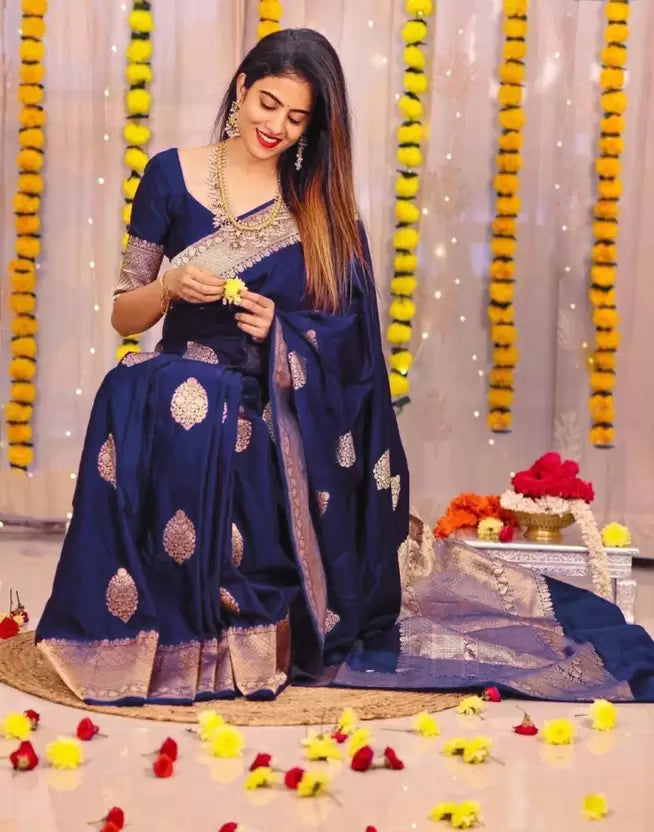 Luxurious Dark Blue Zari Weaving Banarasi Silk Saree, a Symbol of Opulence