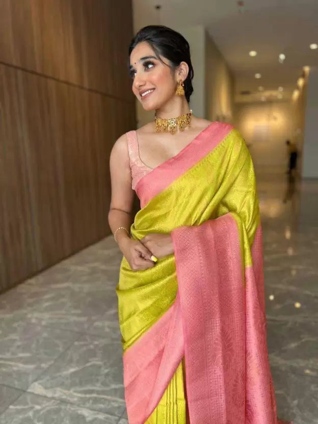 Exquisite Festive Special Soft Lichi Silk Banarasi Saree, a Blend of Tradition and Style