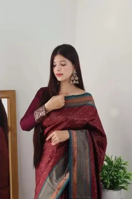 maroon printed saree for wedding