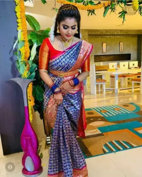 Opulent Blue Banarasi Silk Saree with Exquisite Zari Weaving for Wedding