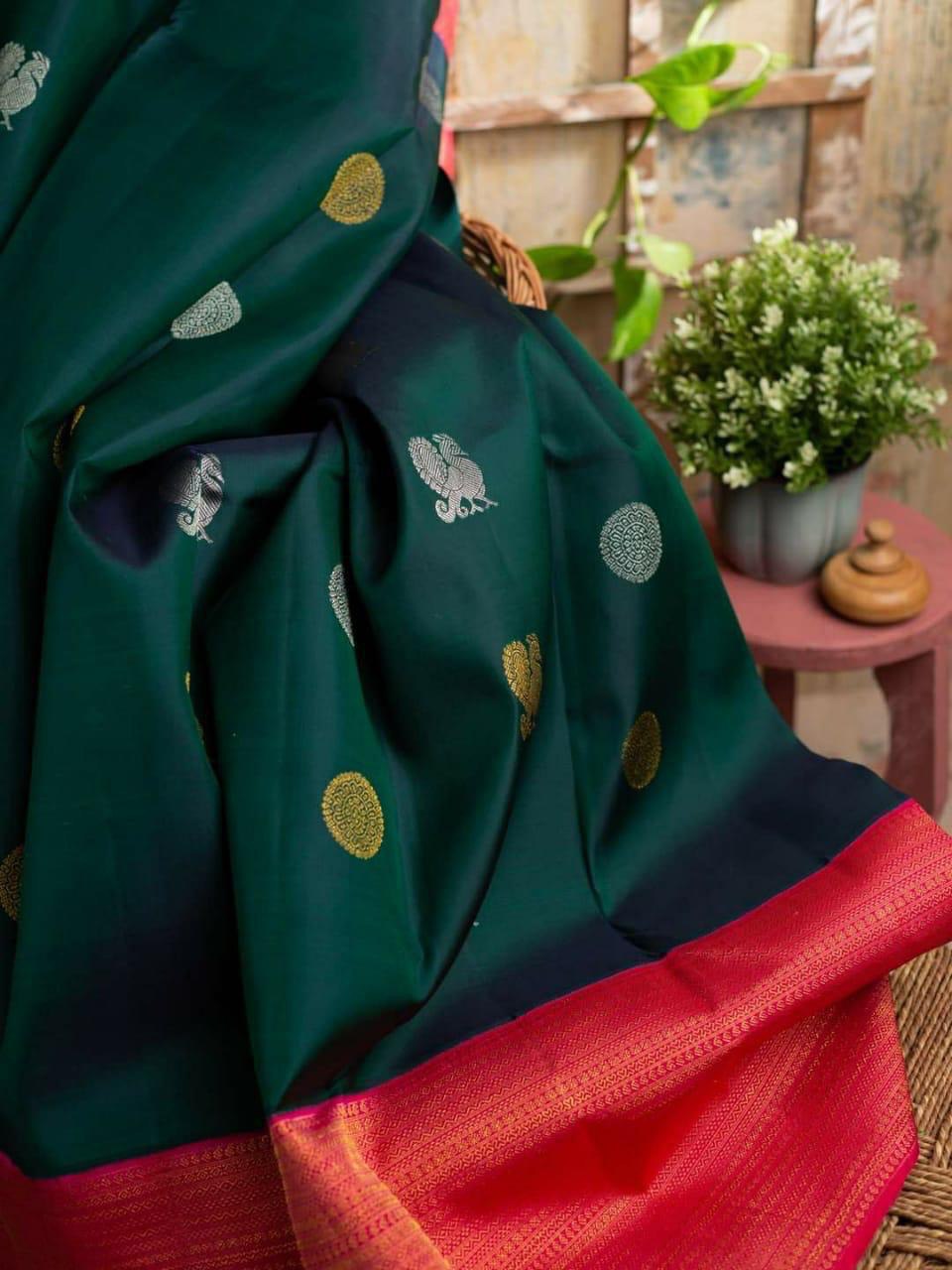 Dark Green Women's Kanchipuram Soft Silk Banarasi Saree for Wedding