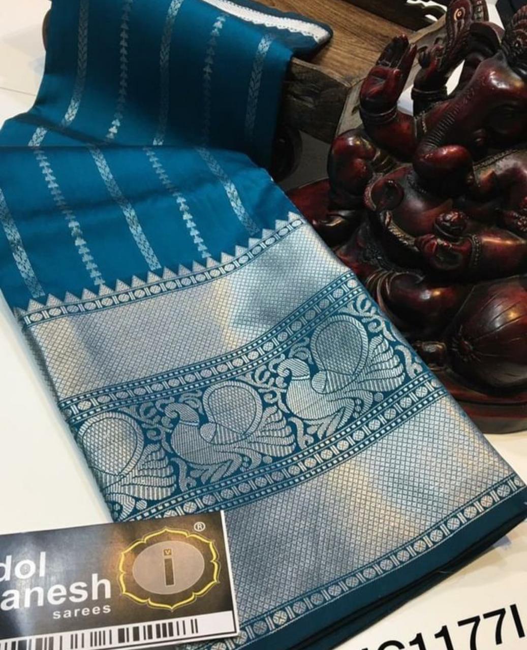 Women's Silver Zari Woven Design Banarasi Jacquard Silk Saree | Vootbuy
