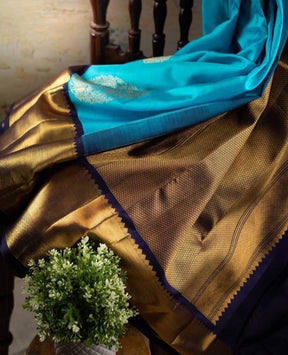 Vootbuy Women's Golden Jacquard work Sky Blue Kanjivaram Silk Saree