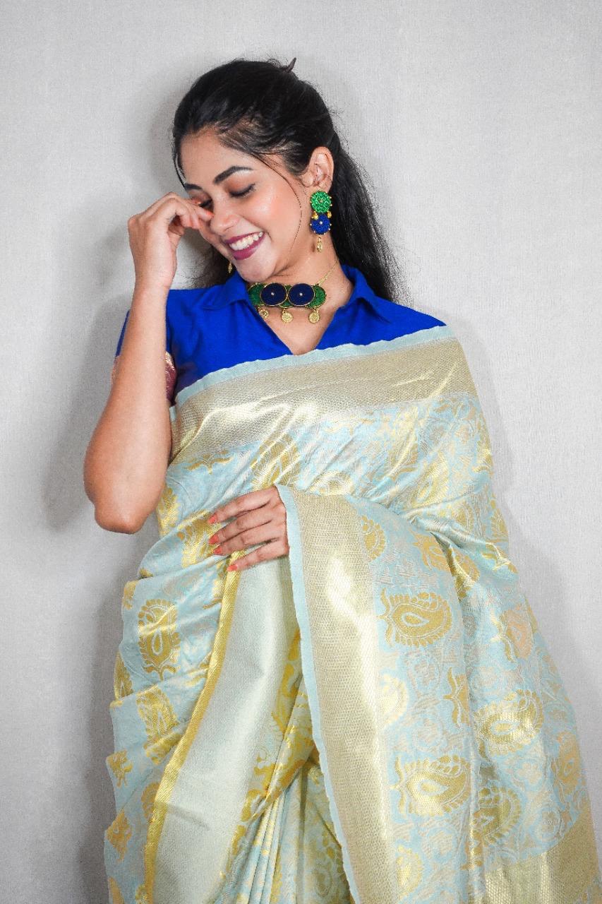 golden zari weaving silk saree