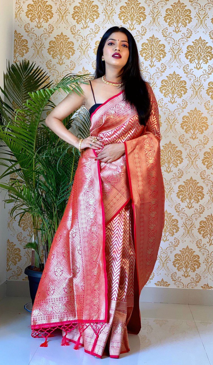 heavy zari weaving soft silk banarasi jacquard saree