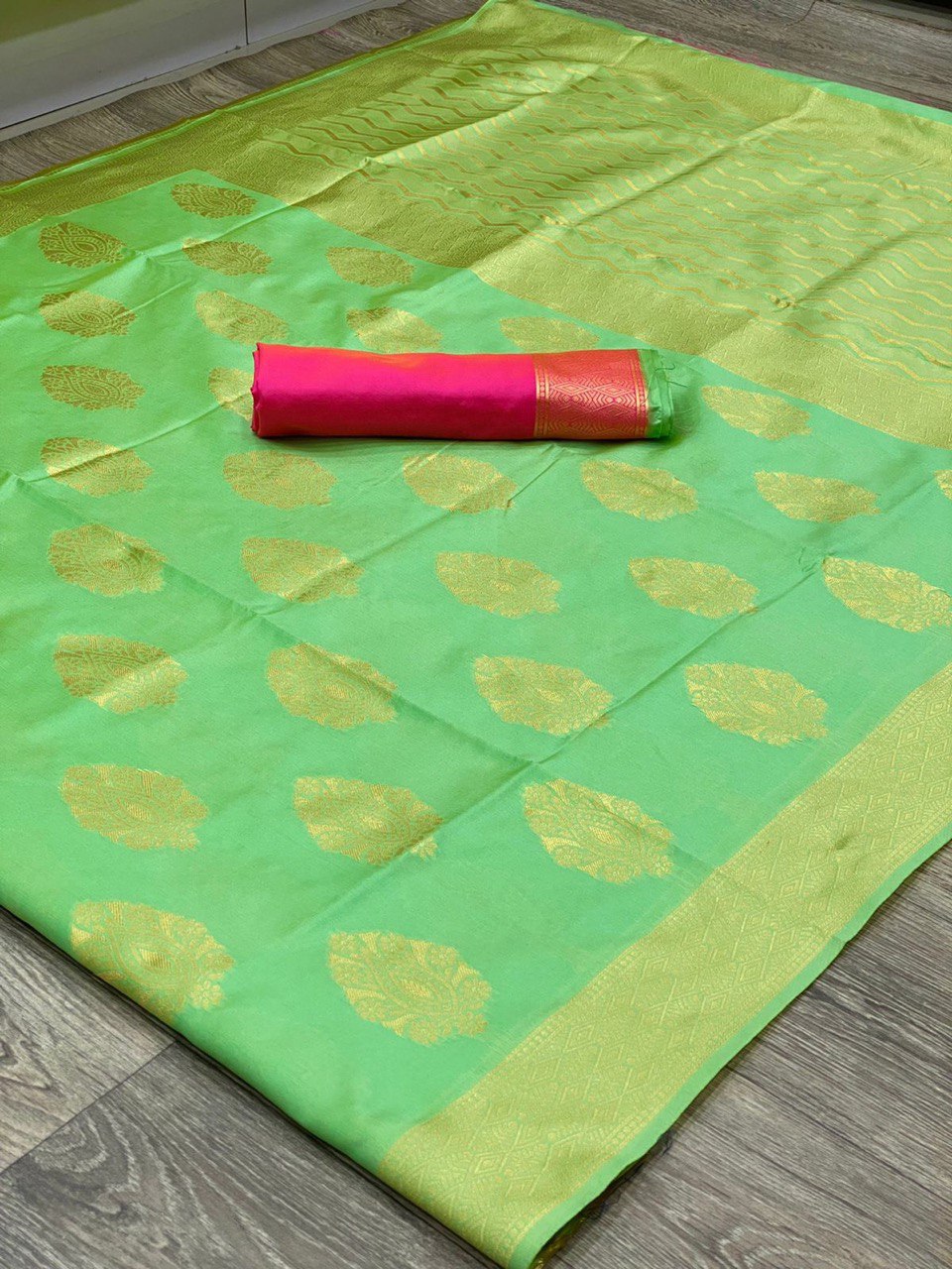 silk saree with attractive tassels