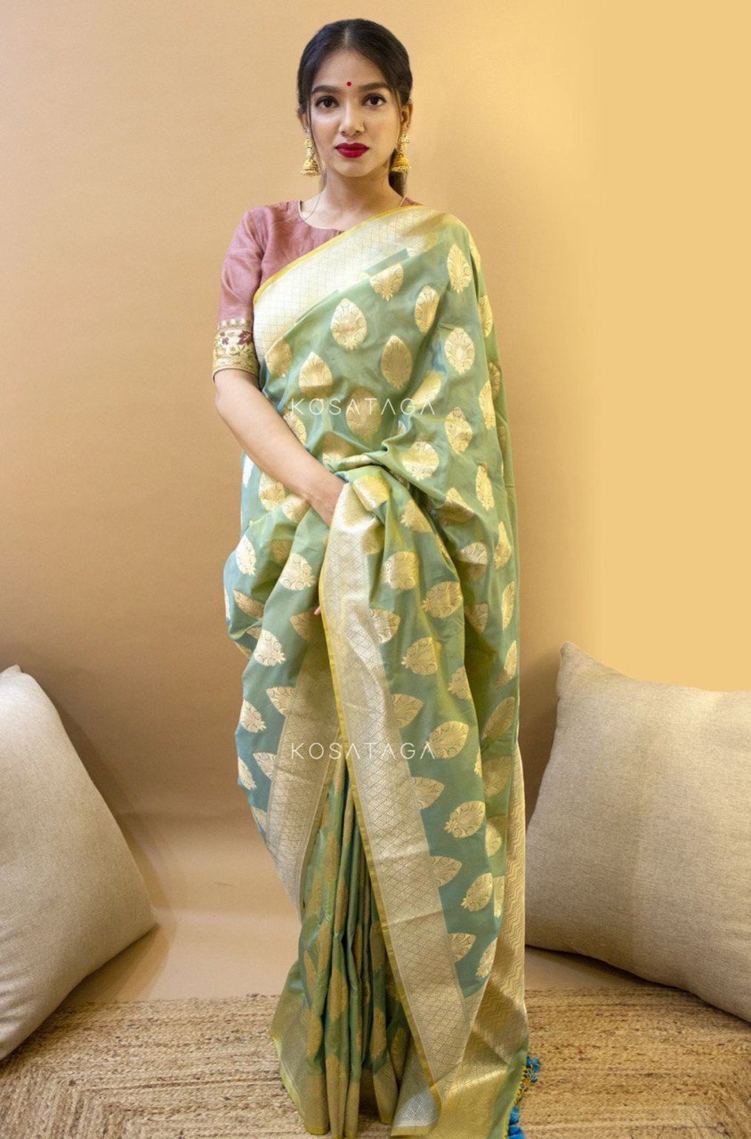Women's Floral Zari Design Soft Silk Saree with Attractive Tassels