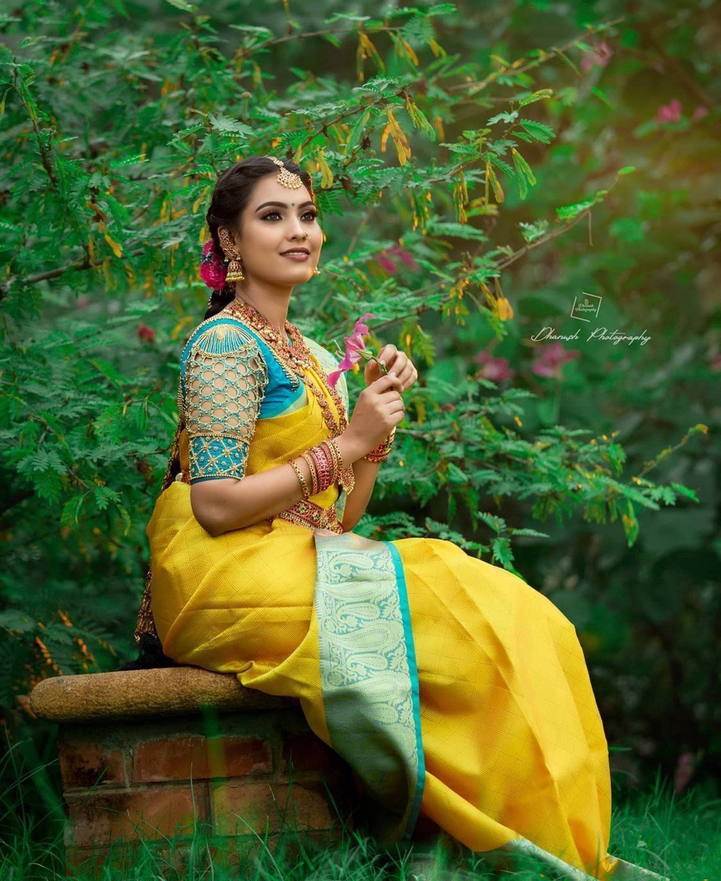 Wedding Yellow Banarasi Soft Silk Jacquard Saree - Classic Choice