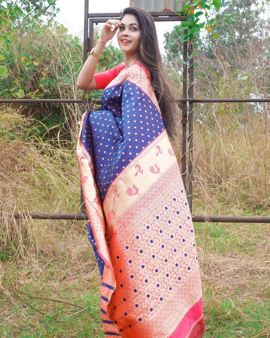 blue jacquard saree