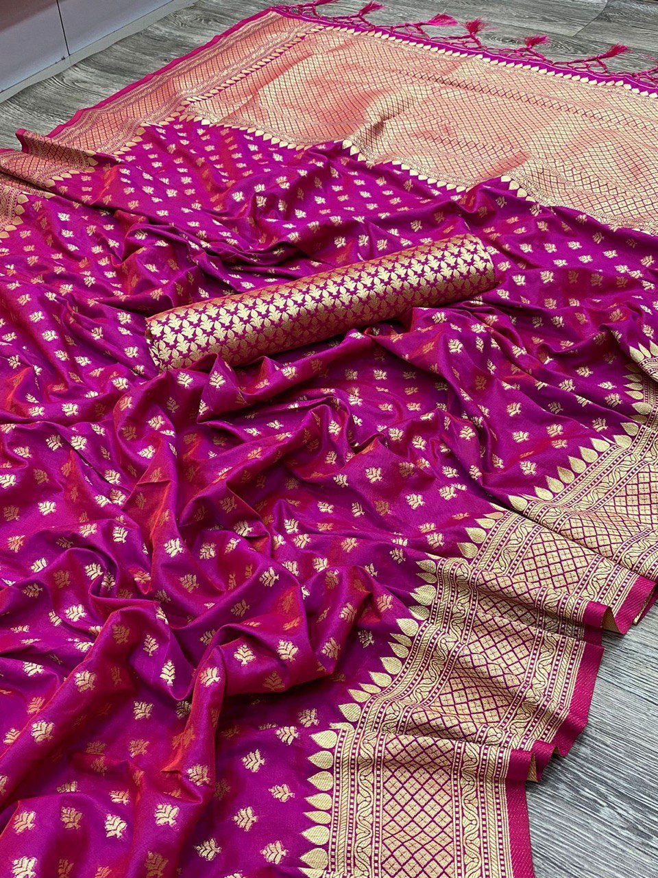 pink pure silk jacquard saree
