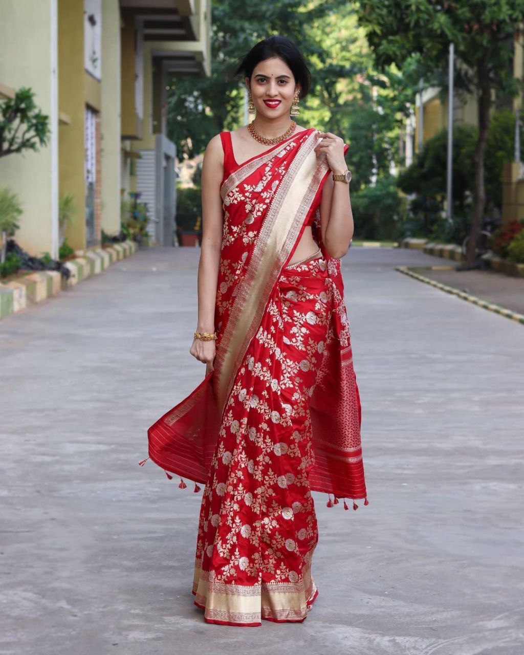 red kanjivaram pure soft silk jacquard saree