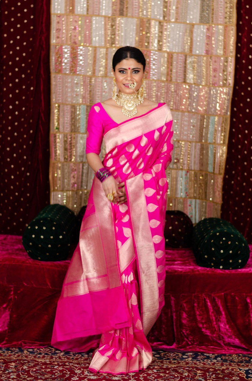 Baby Pink Color Zari Woven Kanjivaram Soft Silk Saree for Party Wear