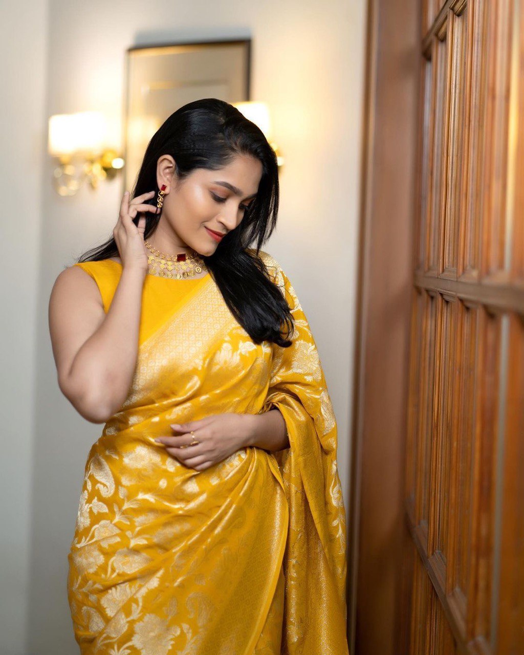 Yellow Banarasi Silk Saree - Perfect for Wedding Occasions