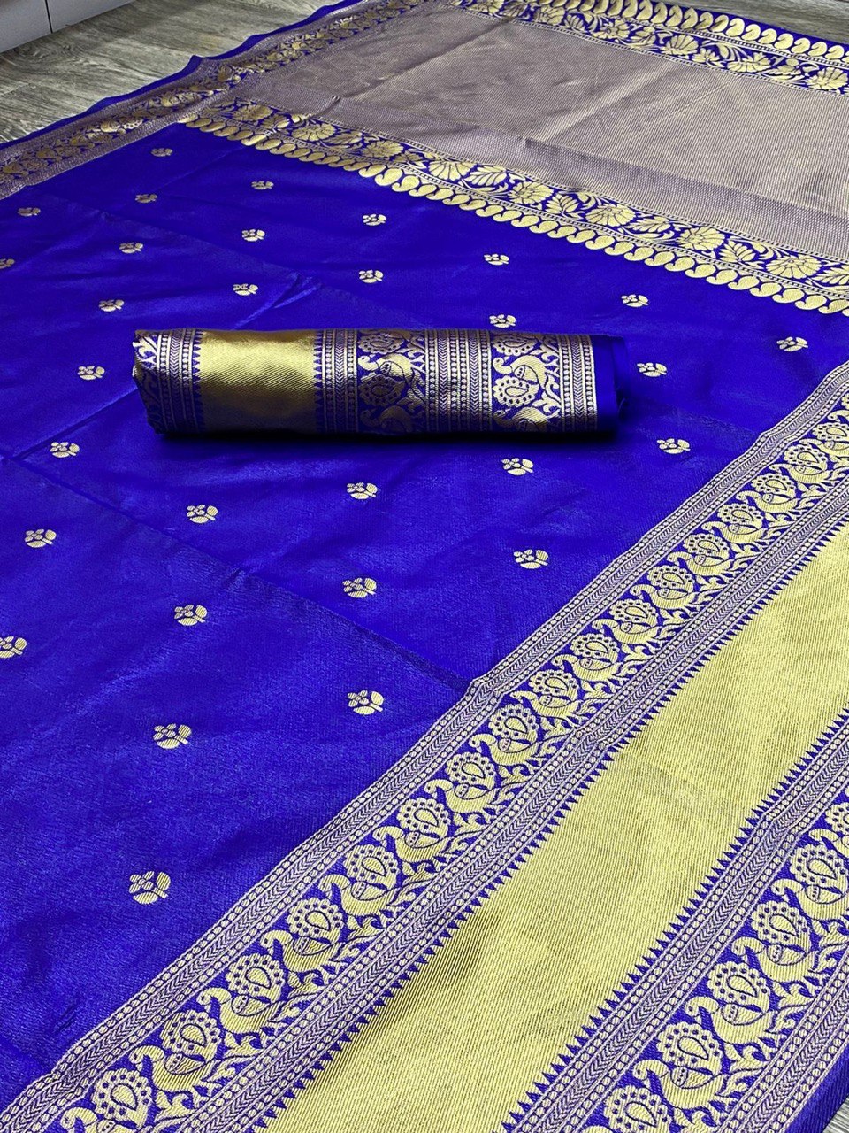 royal blue zari woven paithani silk saree