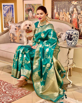 Beautiful Zari Woven Design Kanjivaram Pure Art Silk Saree | Light Green