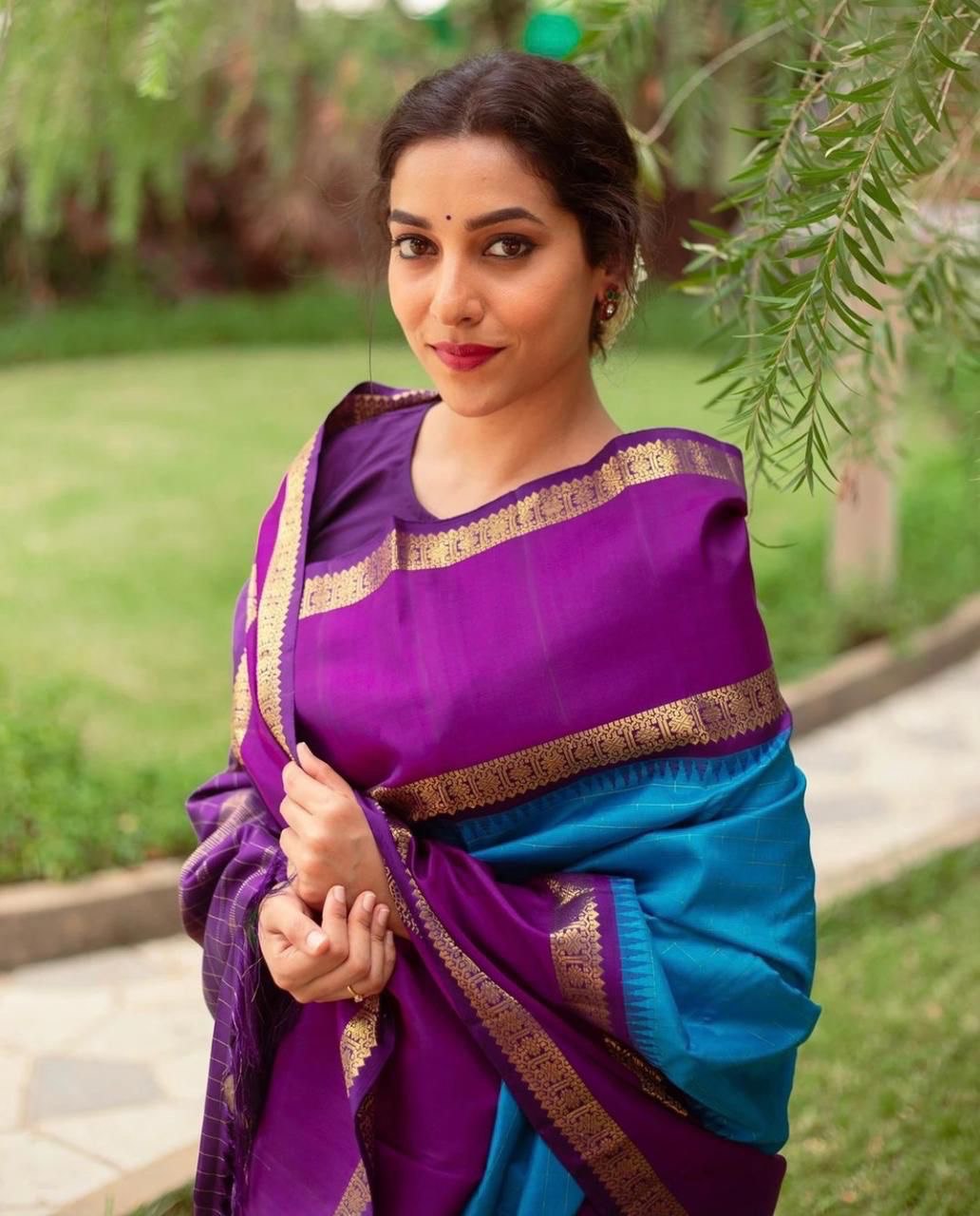 kanchipuram soft silk saree with blouse