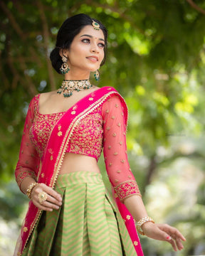 Exquisite Pink & Green Kanjivaram Pure Silk Saree Ensemble with Dupatta