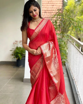 Red Color Kanjivaram Plain Silk Jacquard Saree for Traditional Wear