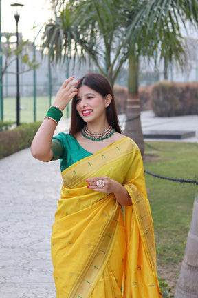Women's Traditional Wear Banarasi Soft Silk Zari Work Designer Saree