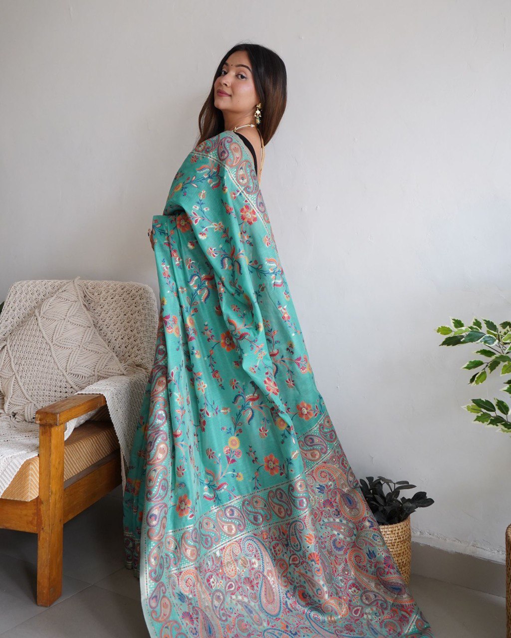 kashmiri pure weaving saree