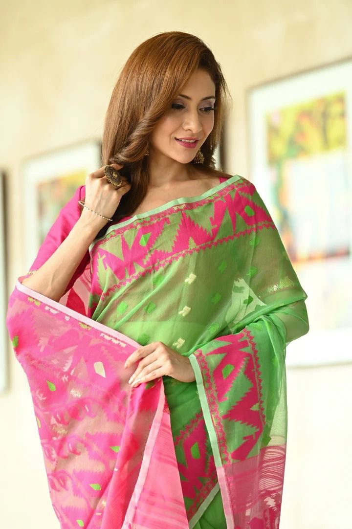 Vootbuy High Quality Soft Handwoven Green Jamdani Cotton Saree