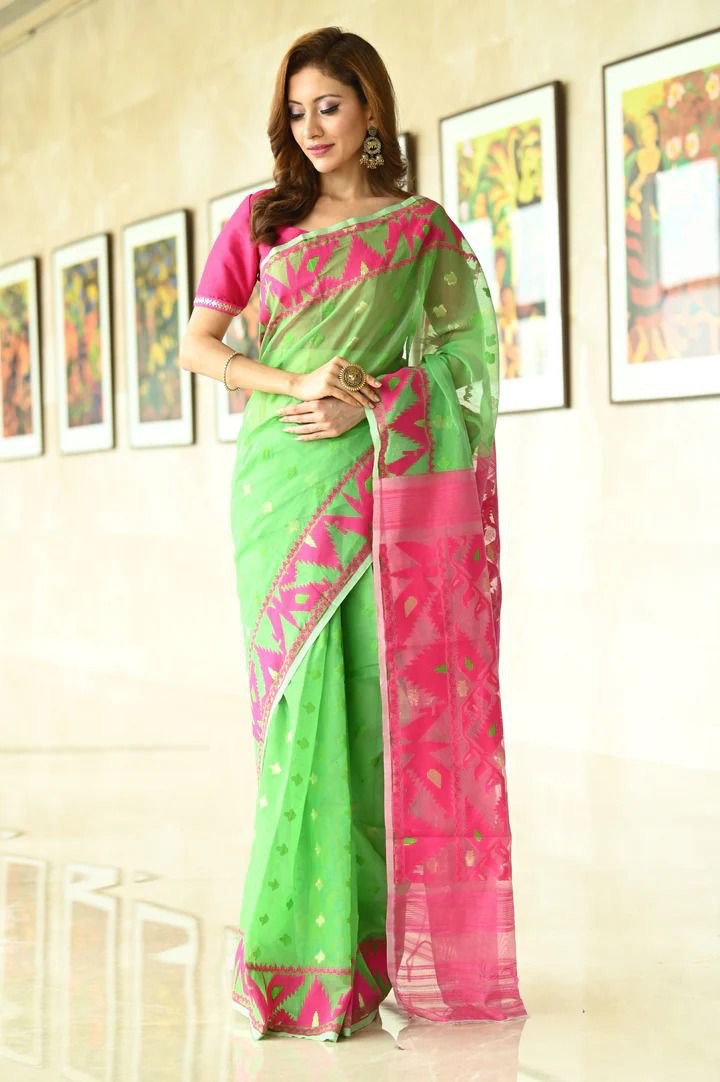 green soft hand woven jamdani cotton saree